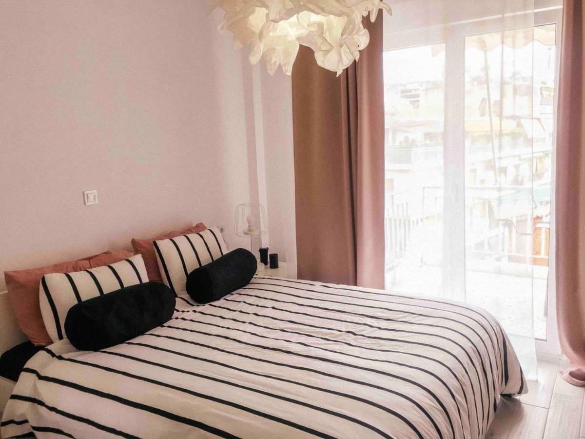 133 Sokratous, Black marble. Athènes Extérieur photo